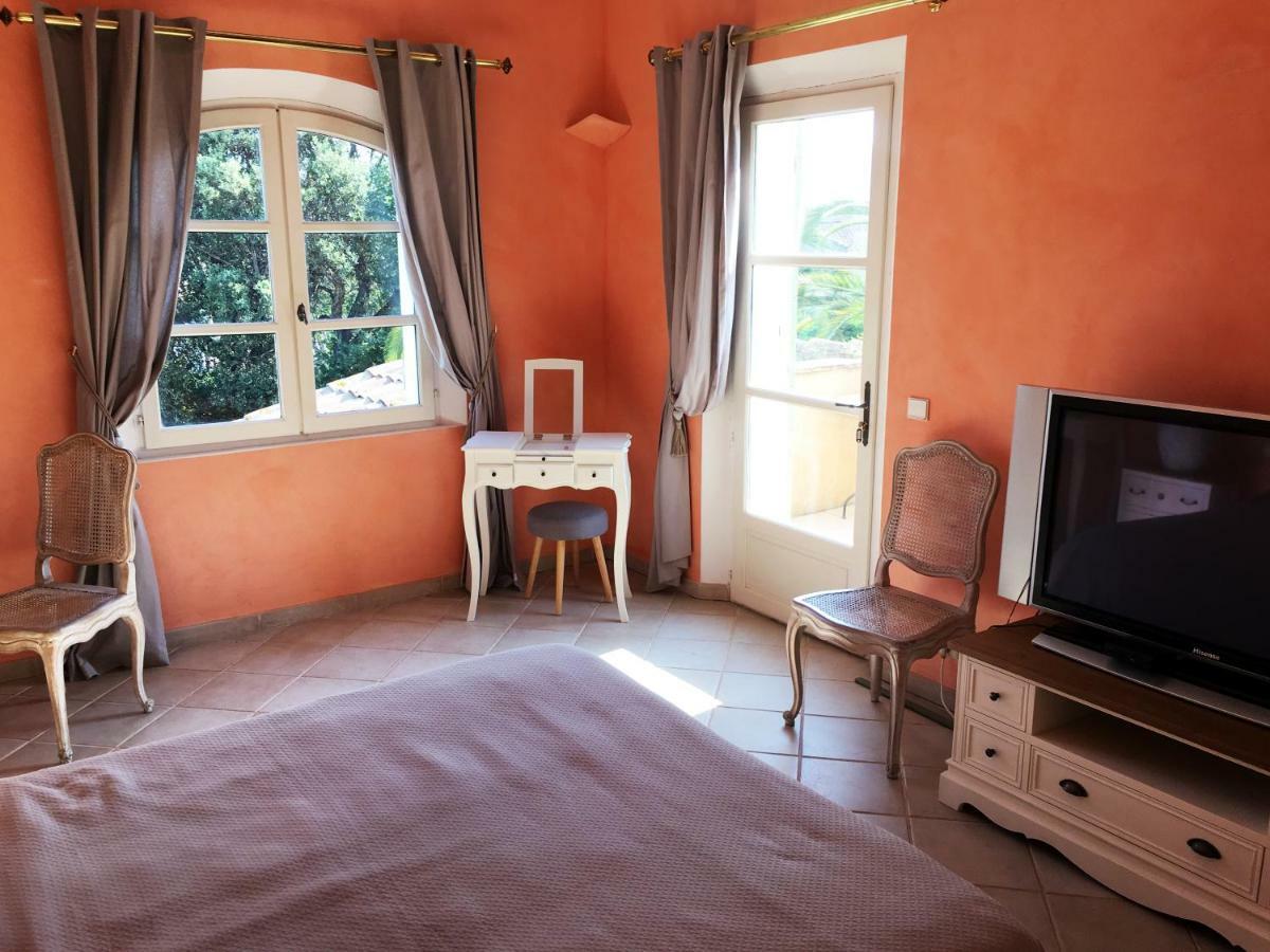 Bed and Breakfast Le Champmazet La Roquette-sur-Siagne Екстер'єр фото